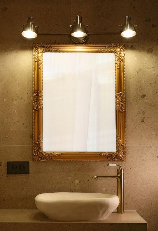 Ares Suites Plataria Bagian luar foto
