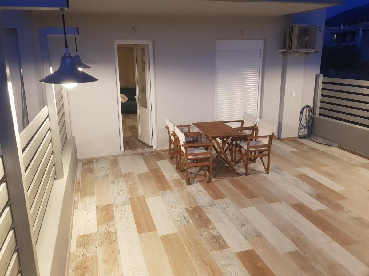 Ares Suites Plataria Bagian luar foto